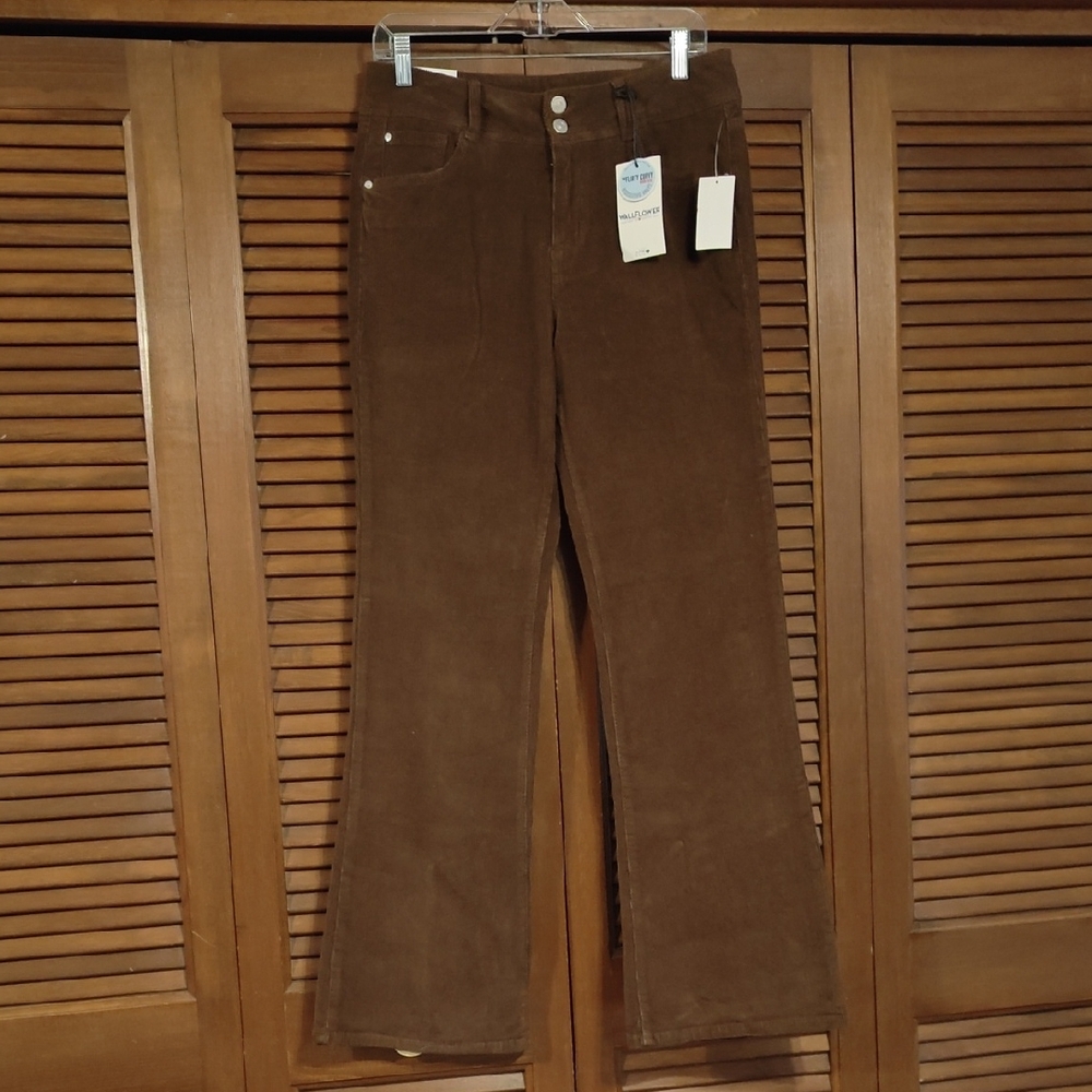 NWT Wallflower 11/30 Corduroy Wide Leg Jeans